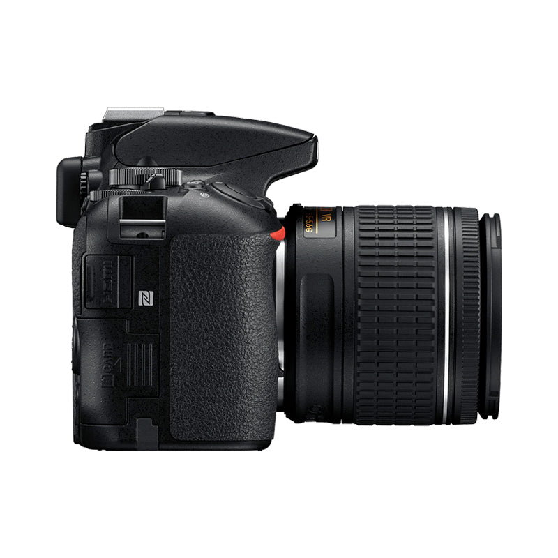 Cámara REFLEX NIKON D5600 Lente NIKKOR AF-P DX 18-55 mm